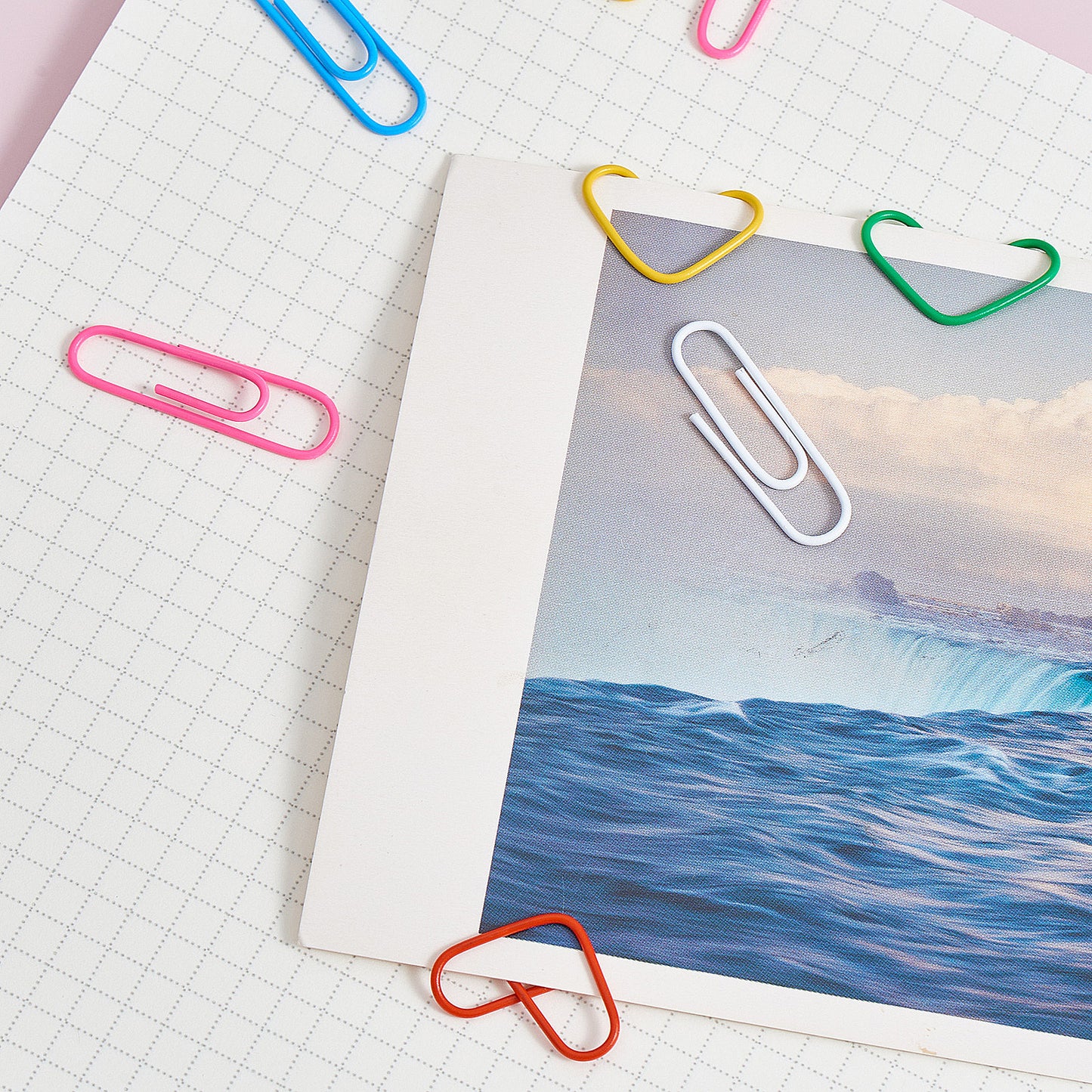 Vignette Stationery 33mm Coloured Paper Clips 100 pieces