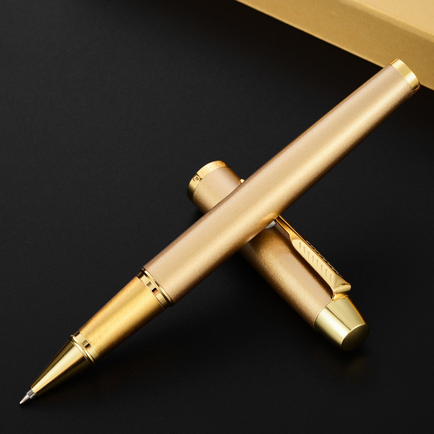 【Free Engraving】Rollerball Pen Medium Tip 0.7mm Gold Colour Coat