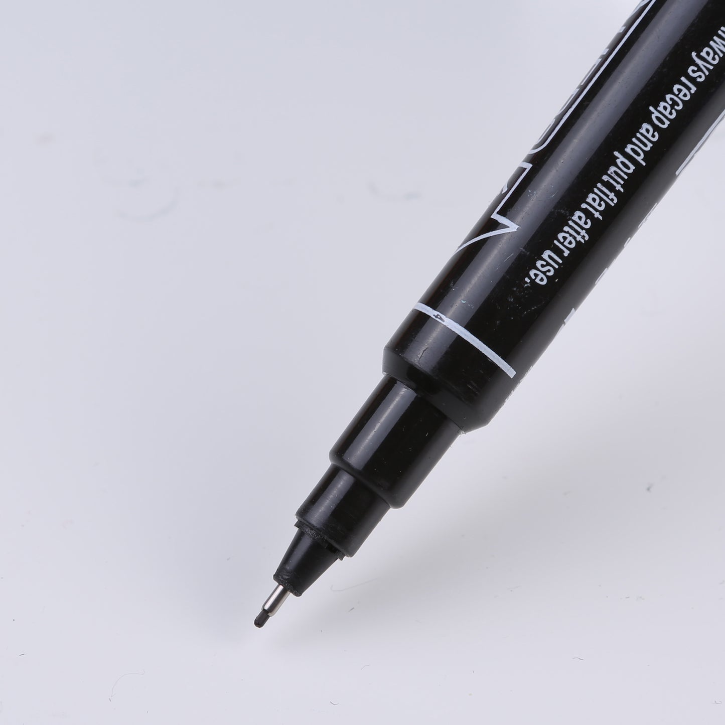 Vignette Stationery Dual Nib Fineliner Drawing Pens, Set of 10, Waterbase Ink, Washable, Odourless Double Tip Markers (Blue)