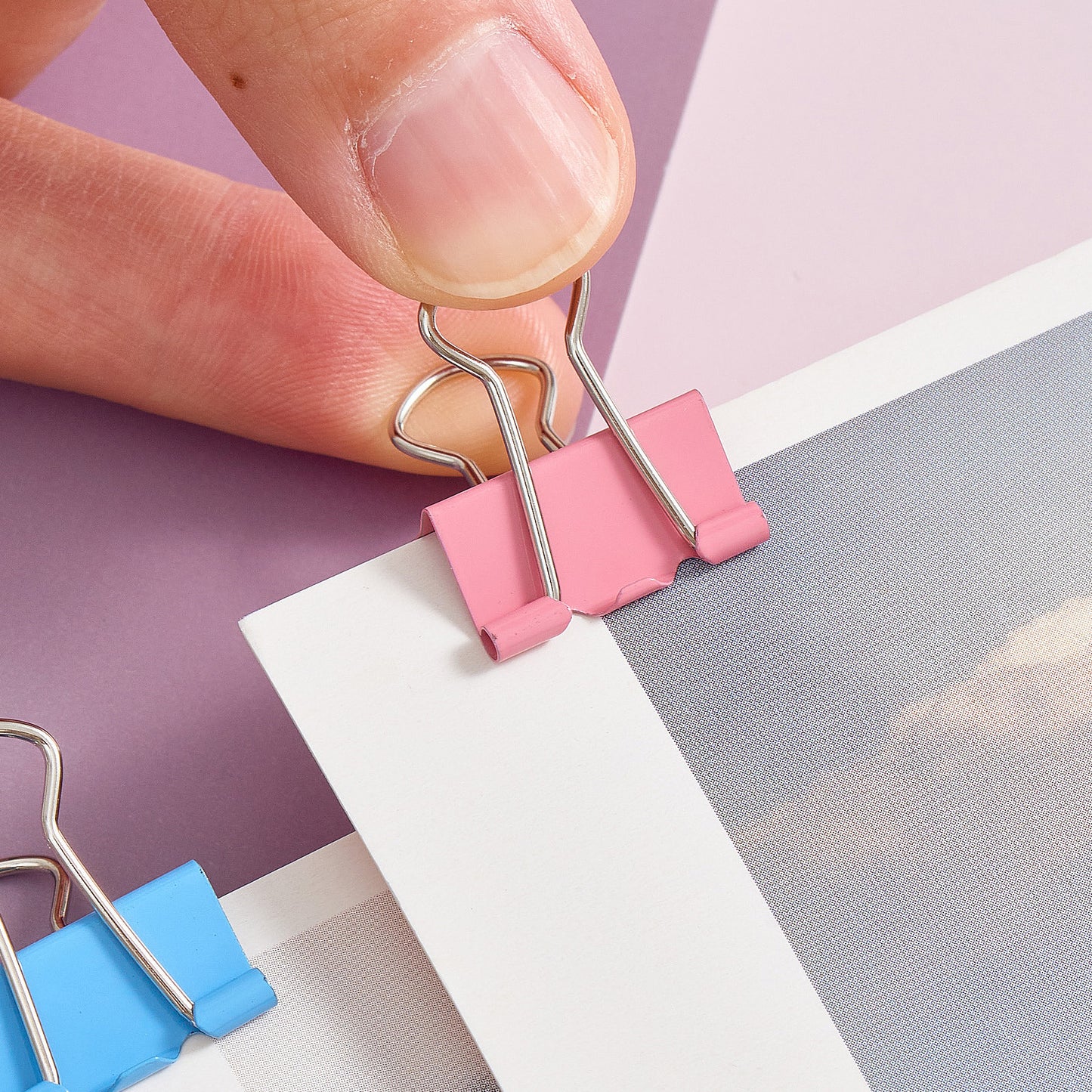 Vignette Stationery 19mm Coloured Foldback Clips 40 Pack