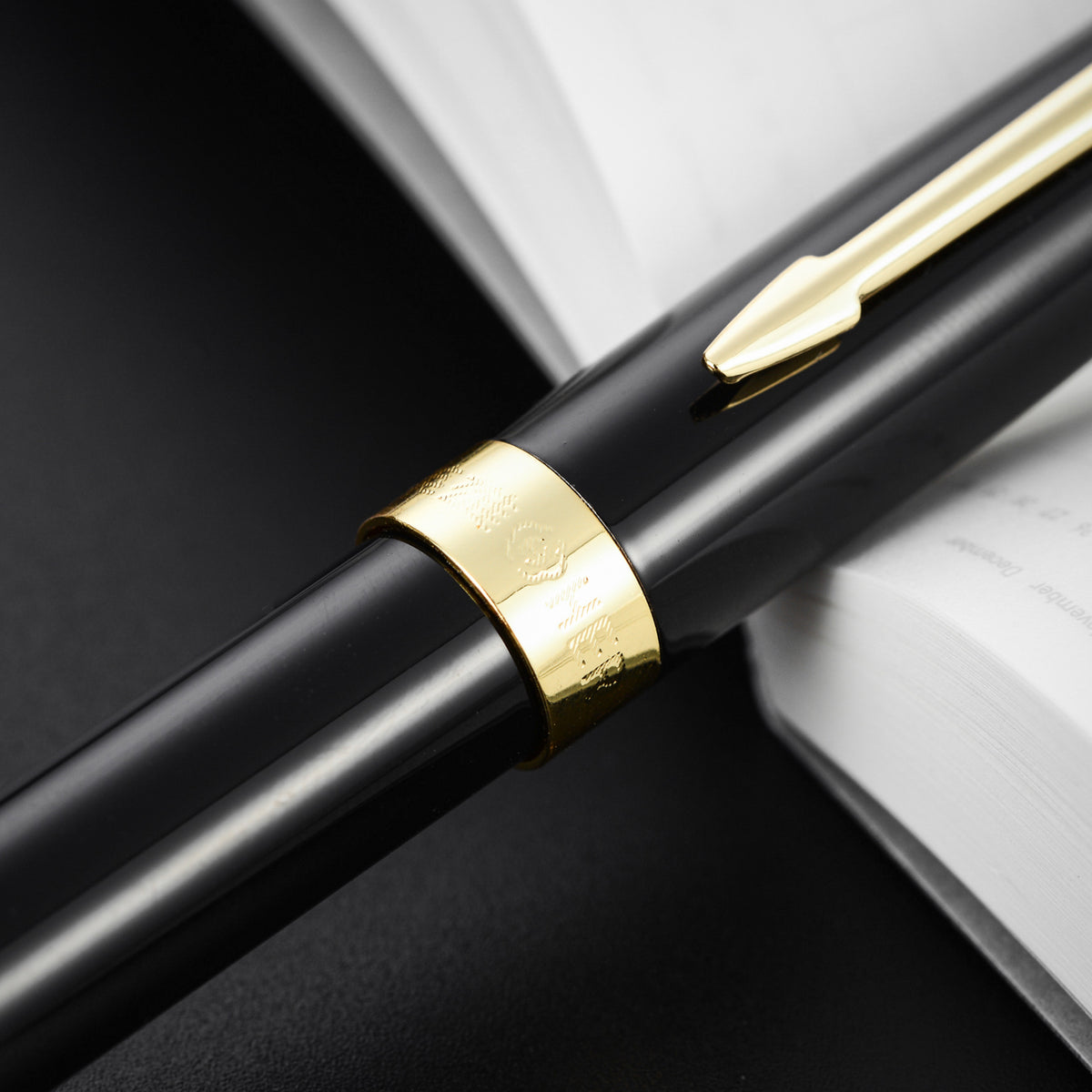 【Free Engraving】Rollerball Pen Classic Design Sonnet Shape Metal Black