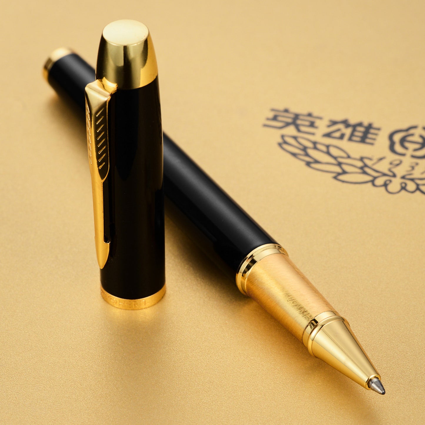 【Free Engraving】Rollerball Pen & 3 Refills Medium Tip 0.7mm Gift Set
